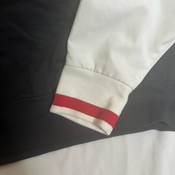 WISCONSIN BADGERS UNDER ARMOUR RED & ONYX WOMENS CIRCLE ANORAK ZIP JACKET - Picture 3 of 4